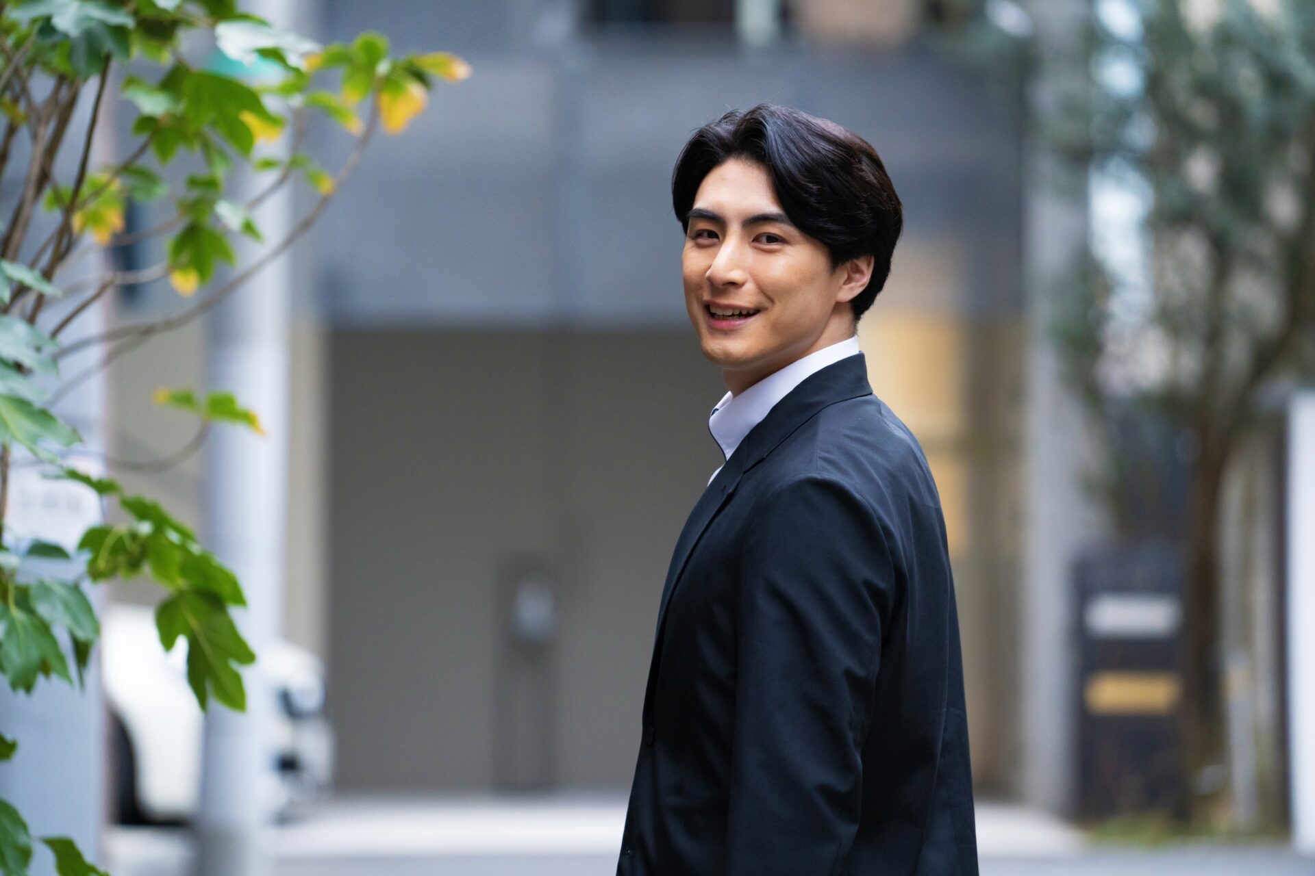 【男性必見】額縮小で悩みを解決!手術からヘアスタイルまで徹底解説