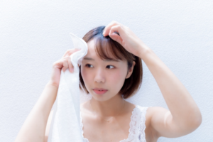 【頭皮多汗症対策】ボトックスで汗を抑える方法と費用・効果を解説