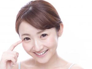 小じわ対策の代表格「ヒアルロン酸注入」で美肌復活へ！