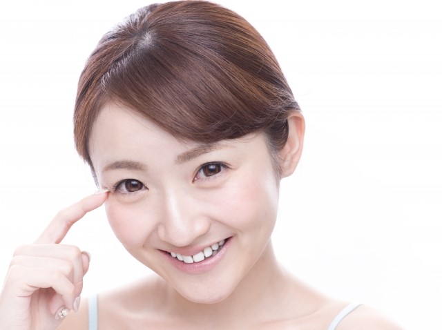 小じわ対策の代表格「ヒアルロン酸注入」で美肌復活へ！